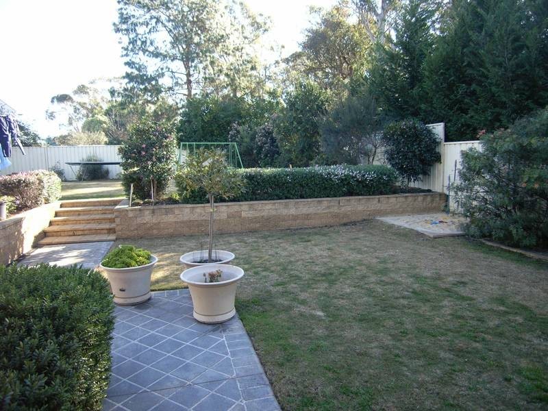 48 Hume Highway, Yerrinbool NSW 2575