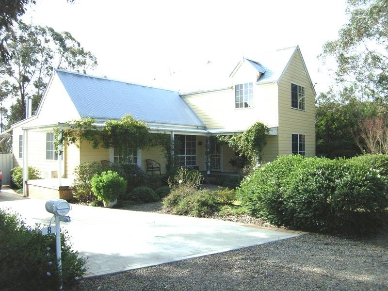 8 Denison Street, Hill Top NSW 2575