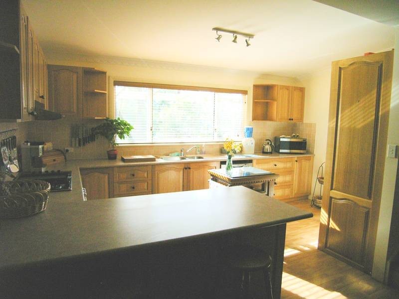 8 Denison Street, Hill Top NSW 2575