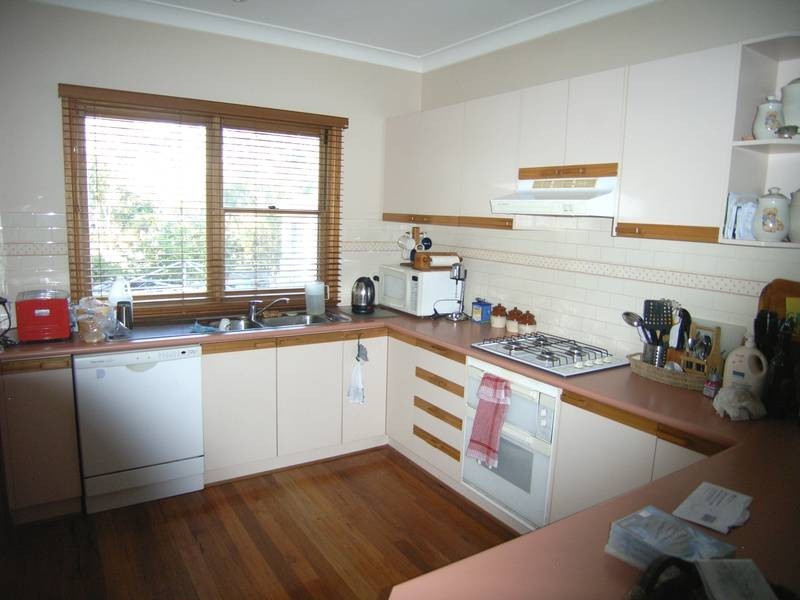 46 Banksia Street, Colo Vale NSW 2575