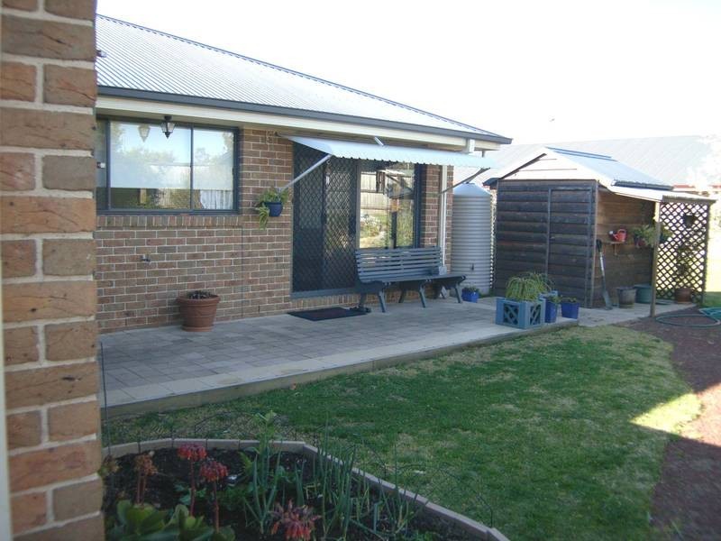 16 Ella Street, Hill Top NSW 2575