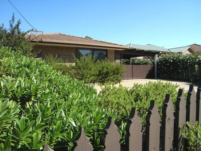 13 Wattle Street, Colo Vale NSW 2575