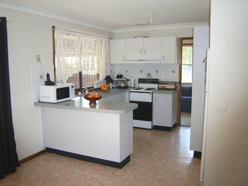 13 Wattle Street, Colo Vale NSW 2575