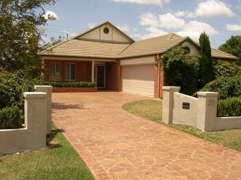 20 Miro Crescent, Bowral NSW 2576