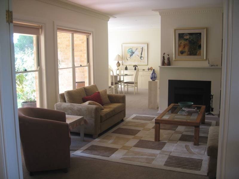 25 Sunninghill Avenue, Burradoo NSW 2576