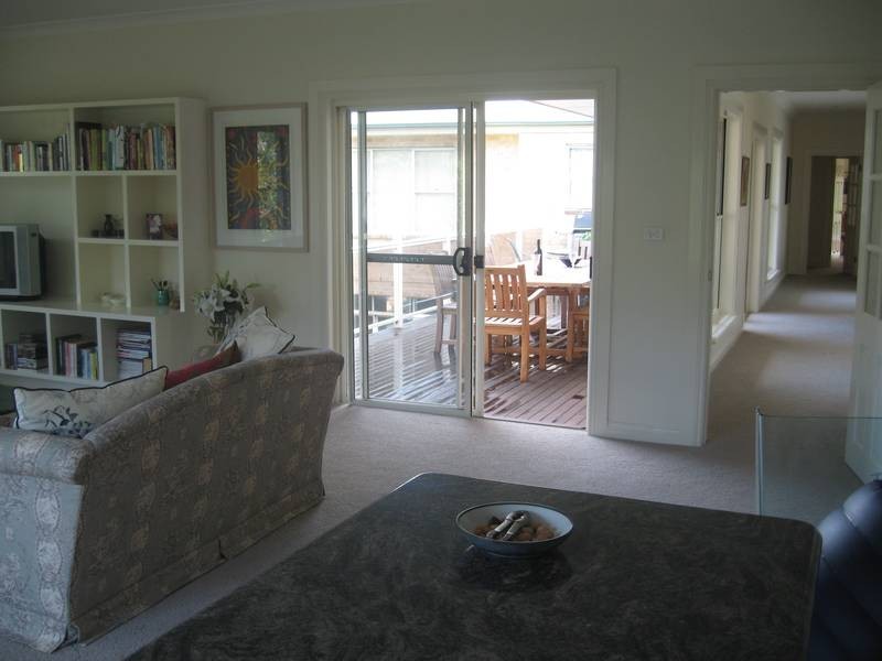 25 Sunninghill Avenue, Burradoo NSW 2576