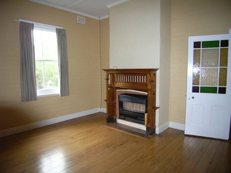 64 Old Hume Highway, Braemar NSW 2575