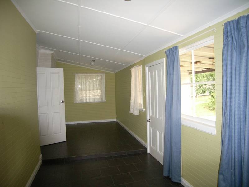 64 Old Hume Highway, Braemar NSW 2575