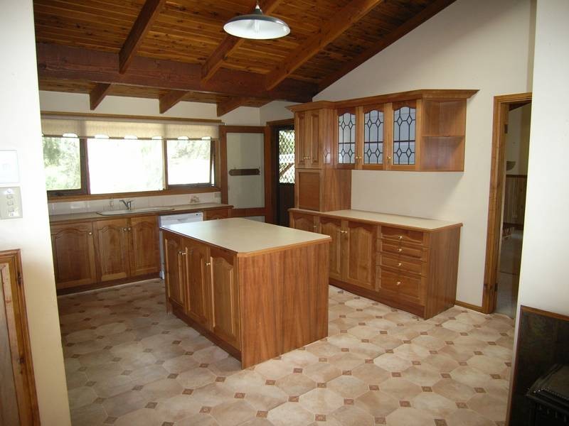 2030 Canyonleigh Road, Canyonleigh NSW 2577