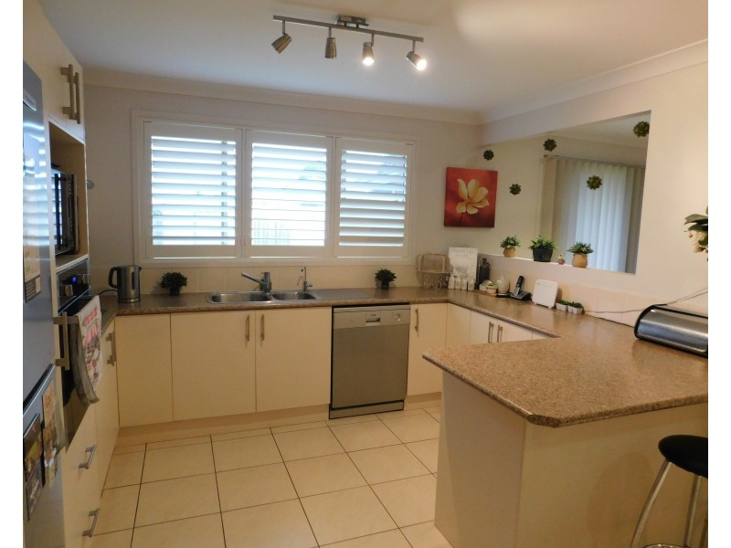 10 Sharnee Close, Hill Top NSW 2575