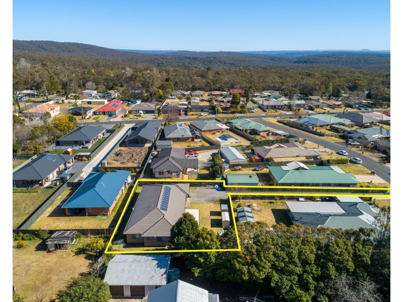 10 Sharnee Close, Hill Top NSW 2575