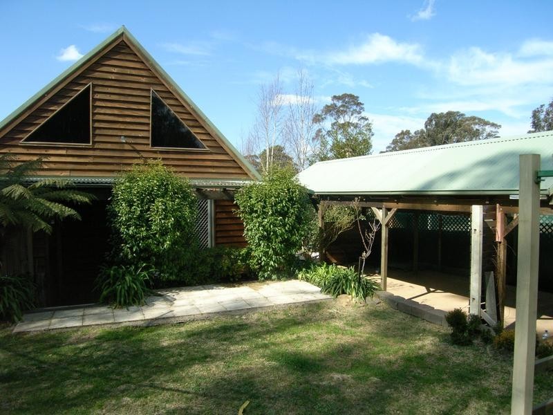 22 Railway Avenue, Colo Vale NSW 2575