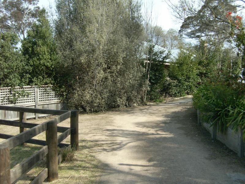 22 Railway Avenue, Colo Vale NSW 2575