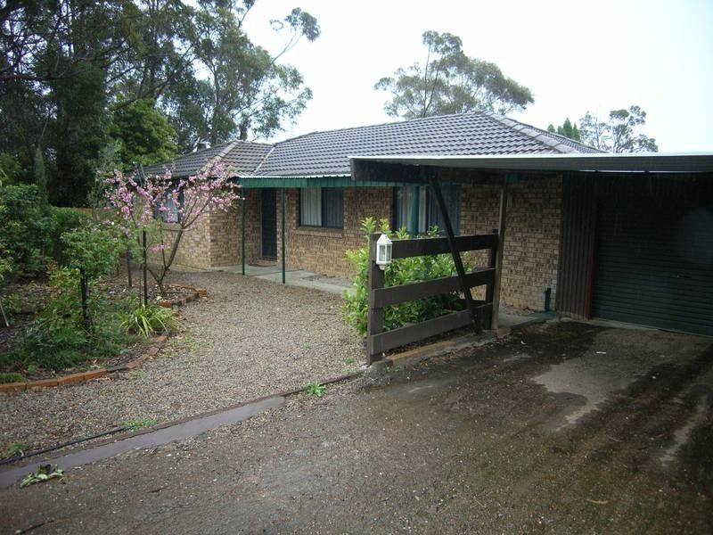 16 Samuel Street, Hill Top NSW 2575