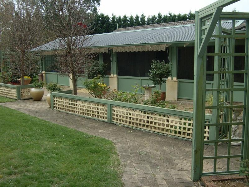 10 Cypress Parade, Bowral NSW 2576