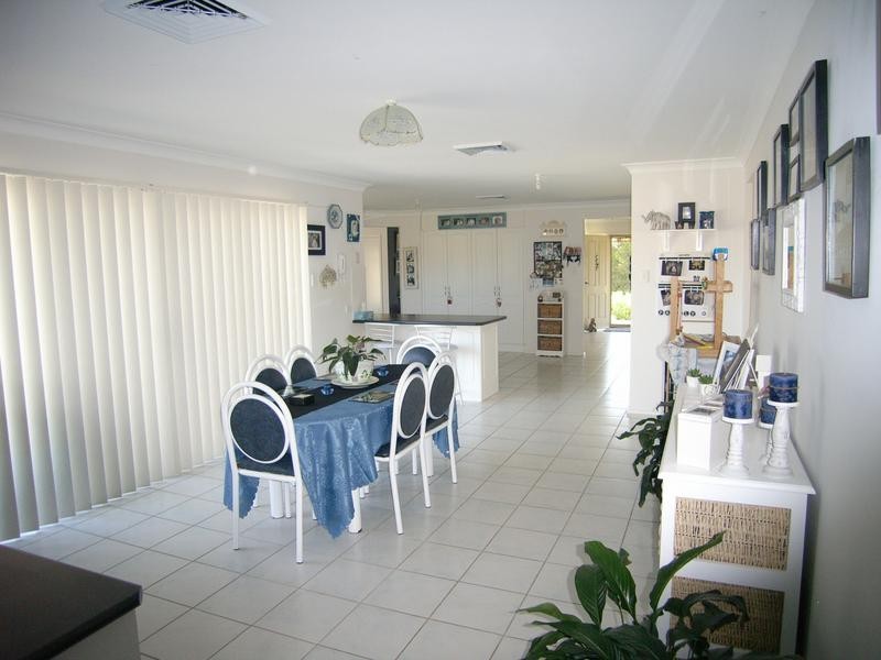 9 Denison Street, Hill Top NSW 2575