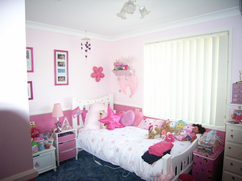 9 Denison Street, Hill Top NSW 2575