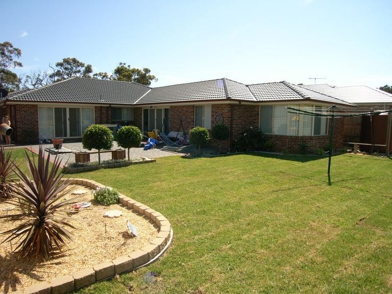 9 Denison Street, Hill Top NSW 2575