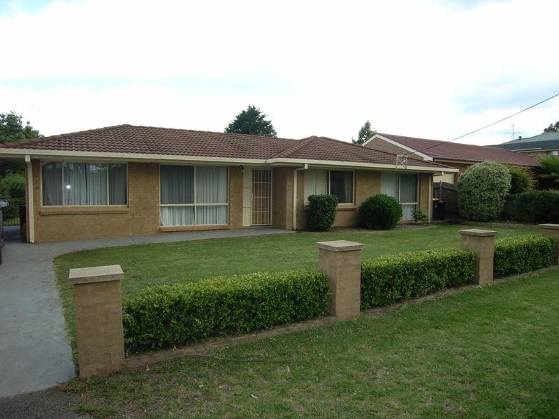 13 Ash Street, Colo Vale NSW 2575