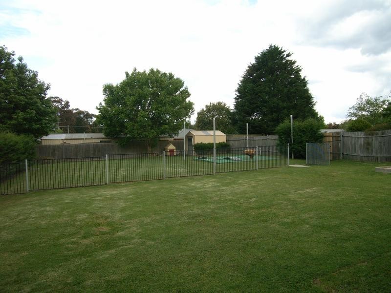 13 Ash Street, Colo Vale NSW 2575