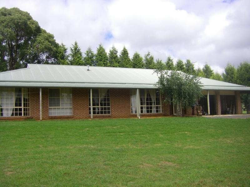 13 Watkins Drive, Moss Vale NSW 2577