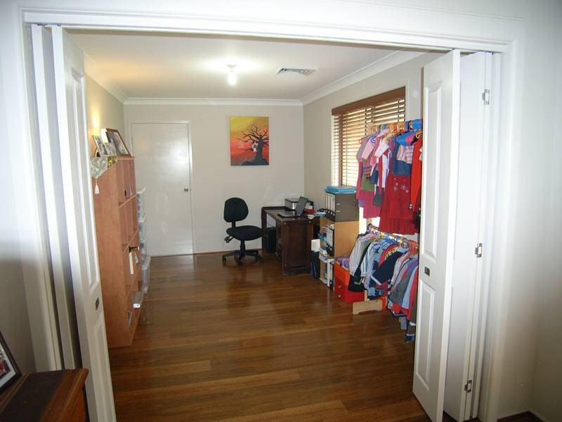 12 Sharnee Close, Hill Top NSW 2575