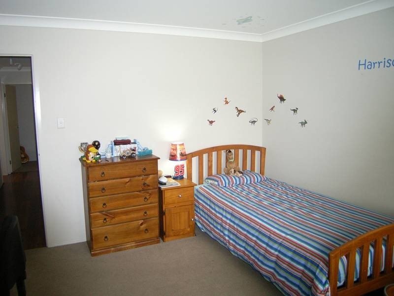 12 Sharnee Close, Hill Top NSW 2575
