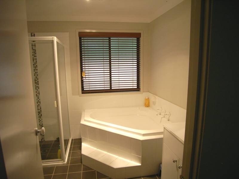 12 Sharnee Close, Hill Top NSW 2575