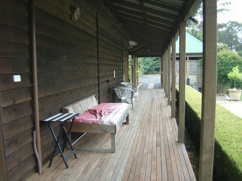 2071 Wombeyan Caves Road, High Range NSW 2575