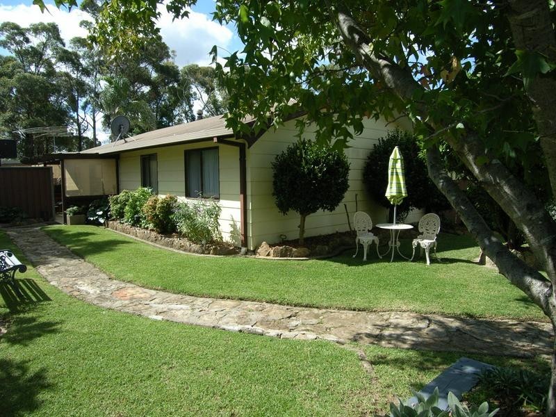 14 Charles Street, Hill Top NSW 2575