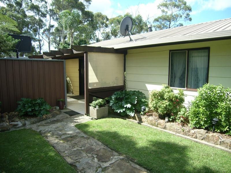 14 Charles Street, Hill Top NSW 2575