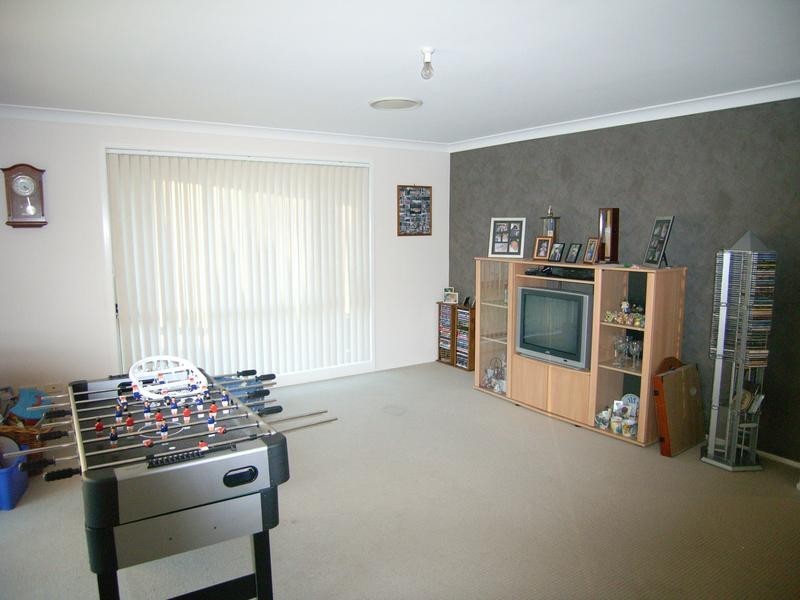 26 Ella Street, Hill Top NSW 2575