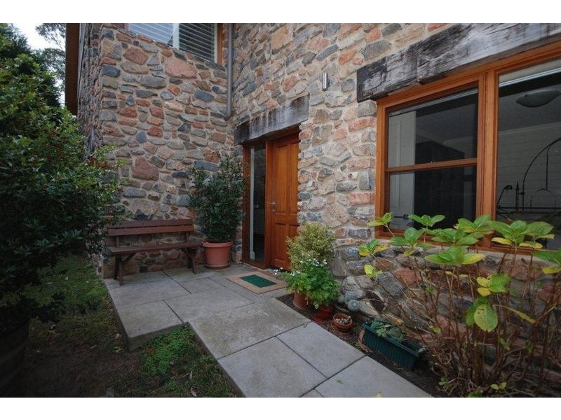 2B Banksia Street, Bowral NSW 2576