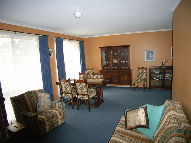 12 Pine Street, Colo Vale NSW 2575