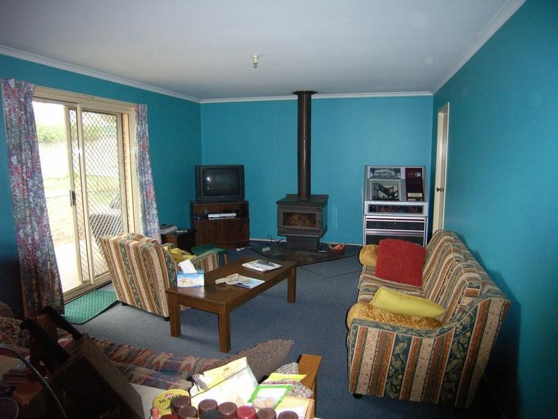 12 Pine Street, Colo Vale NSW 2575