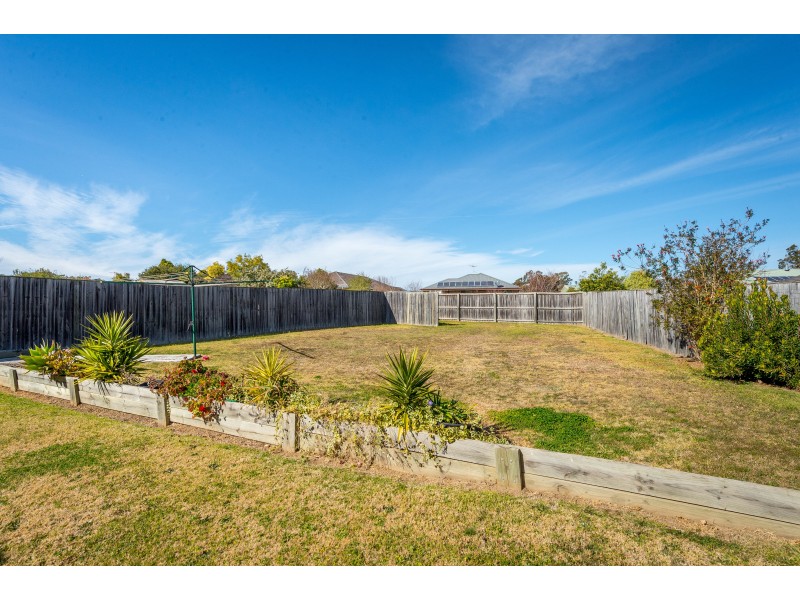 7 Denison Street, Hill Top NSW 2575
