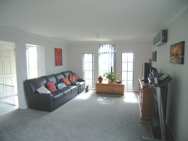 15 James Street, Hill Top NSW 2575