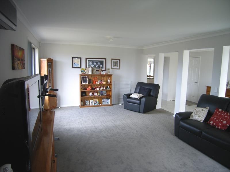 15 James Street, Hill Top NSW 2575