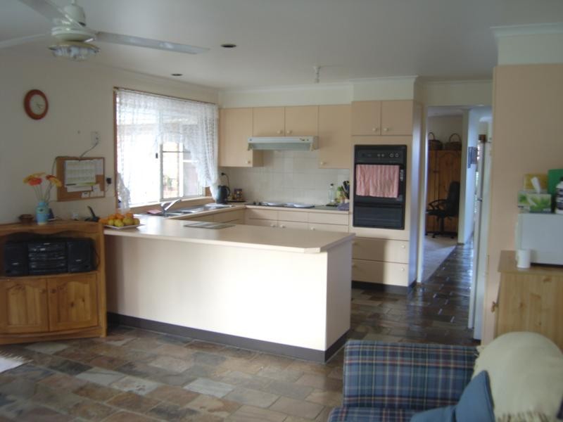 3 Dora Street, Hill Top NSW 2575