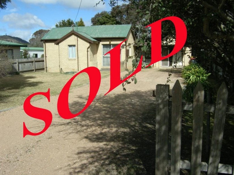 71 Bowral Street, Welby NSW 2575