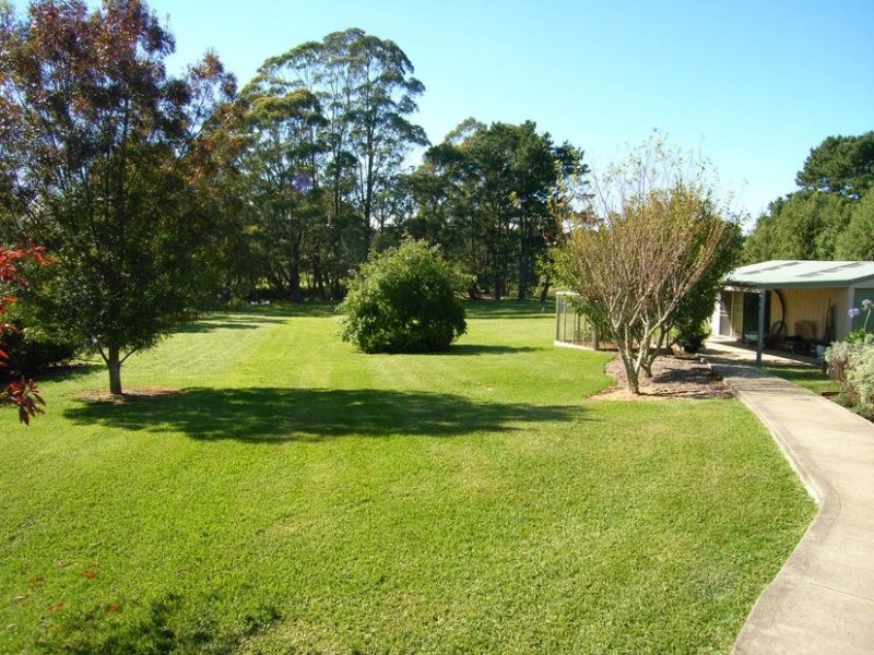 33 May Street, Robertson NSW 2577