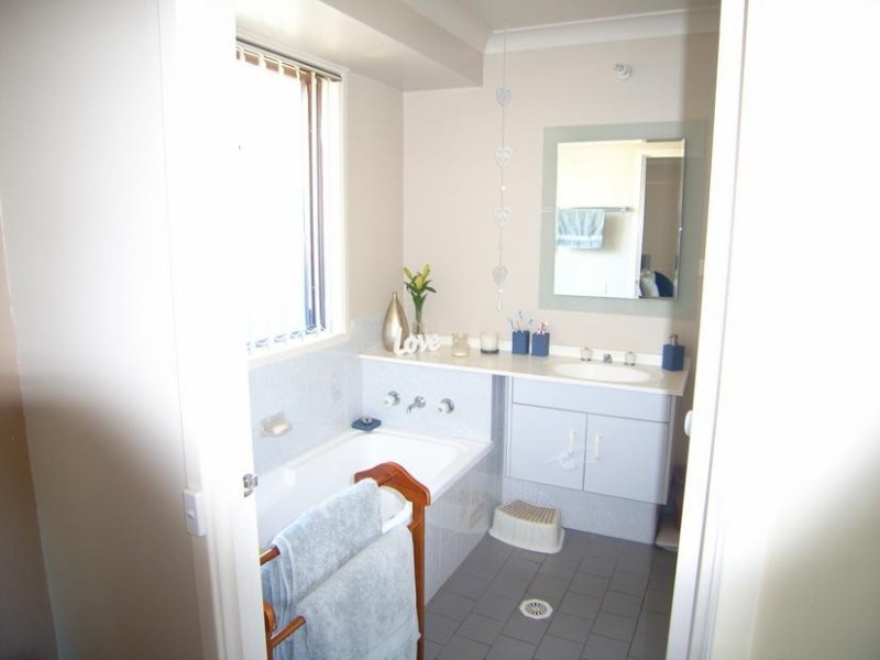 34 Banksia Street, Colo Vale NSW 2575