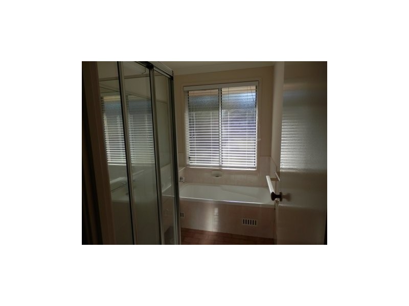 52 Orient Street, Willow Vale NSW 2575
