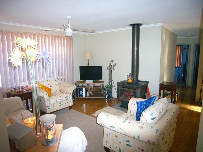 3 Flora Street, Colo Vale NSW 2575