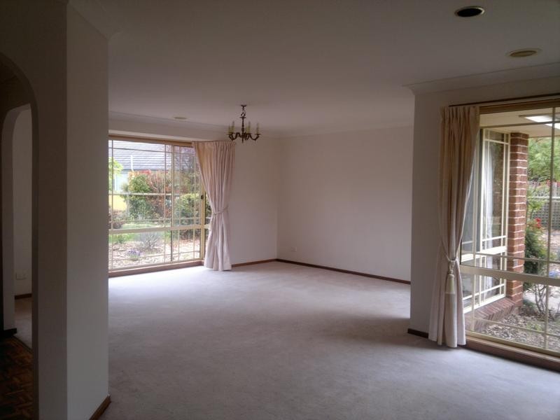 11 Miro Crescent, Bowral NSW 2576