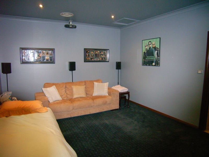 54 Orient Street, Willow Vale NSW 2575