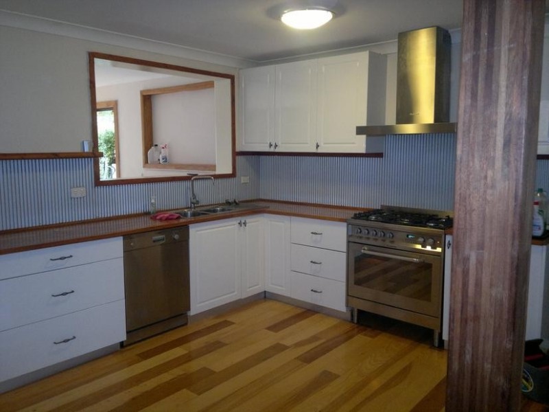 13 CARLTON STREET, Willow Vale NSW 2575