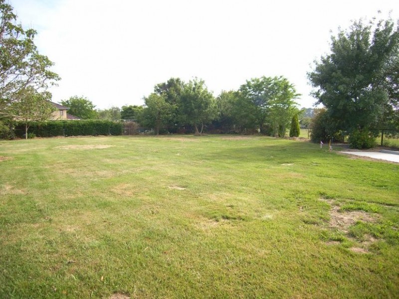 11 MIRO CRESCENT, Bowral NSW 2576