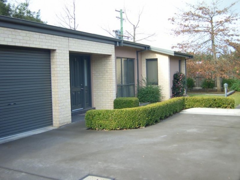 VILLA 6/55 Biggera Street, Braemar NSW 2575