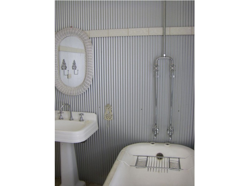 13A HAMILTON AVENUE, Bowral NSW 2576